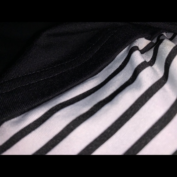 2-1 Long Sleeve Crop Top - Picture 3 of 3